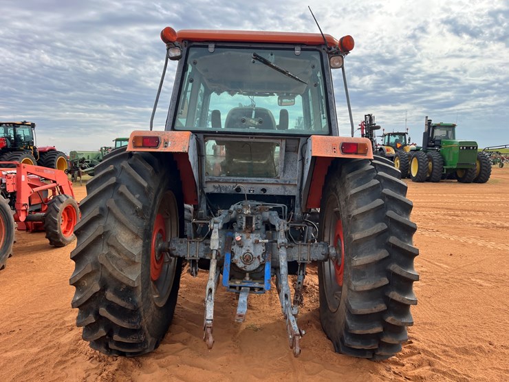 kubota-m120-image-10