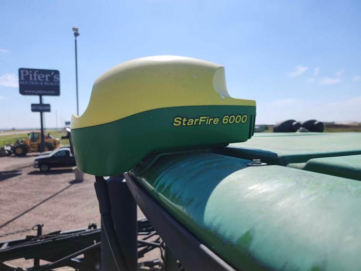 2010-john-deere-4830-image-32