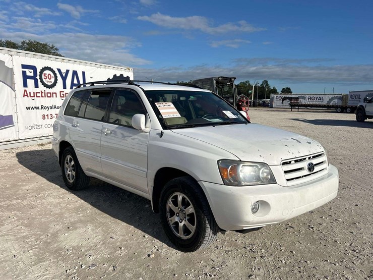 2005-toyota-highlander-image-2