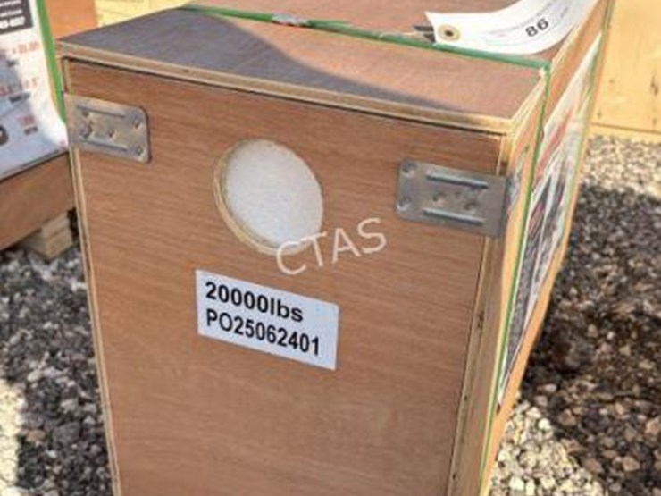 #86-•-20,000-lb-electric-winch-image-2