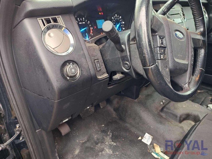 2016-ford-expedition-image-14