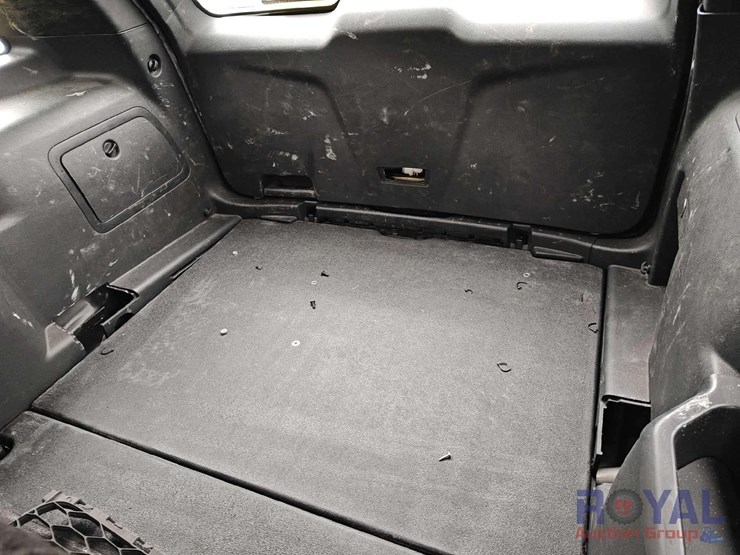 2018-ford-explorer-image-22