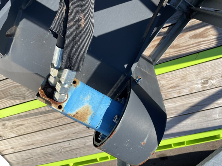 #4519-•-unused-skid-steer-mount-72"-tiller-image-7