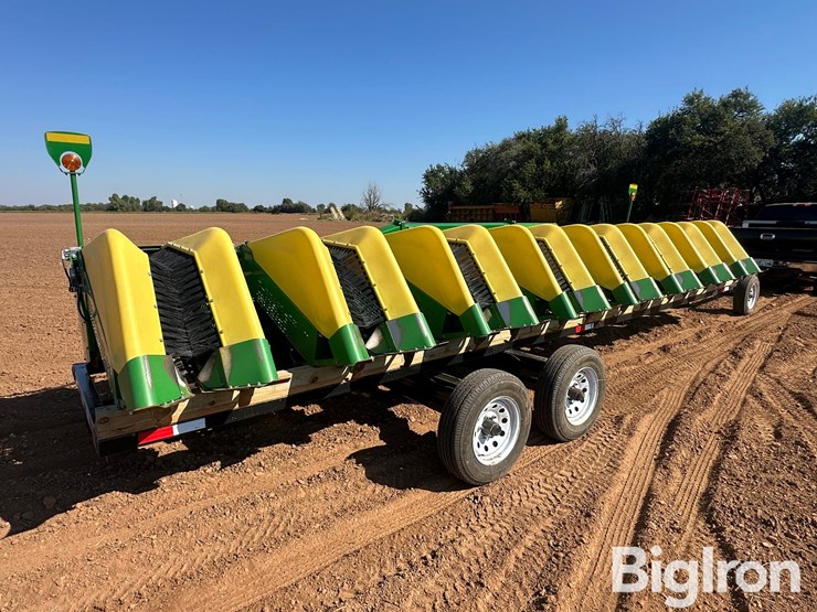 2018-john-deere-608sh-image-11