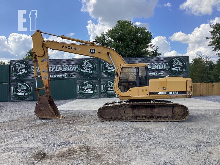 1998-deere-690e-lc-image-1