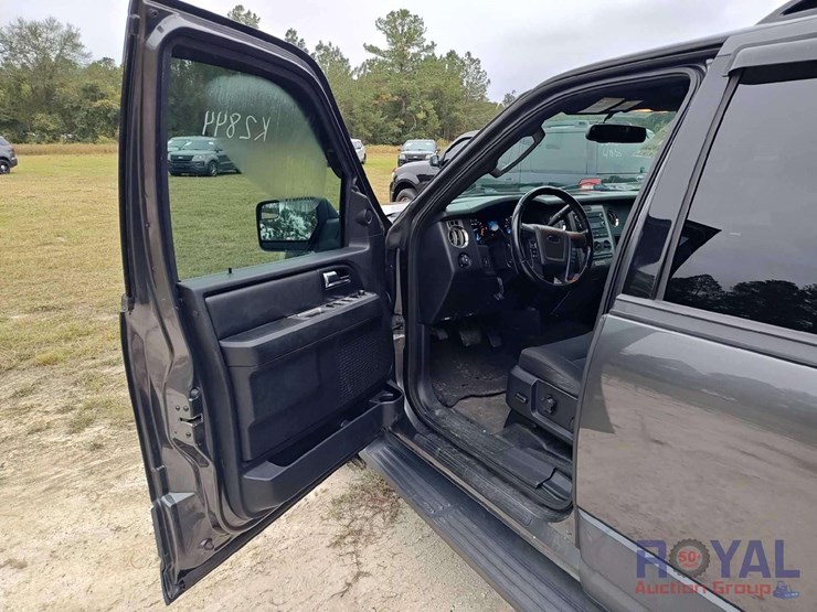 2016-ford-expedition-image-13