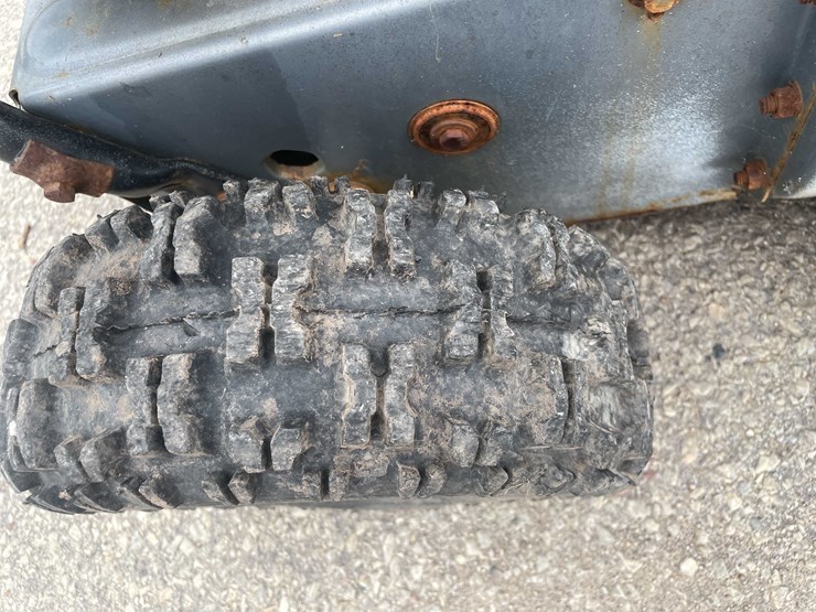 #14029-•-(2)-yard-machines-snow-blowers-(o4)-image-16