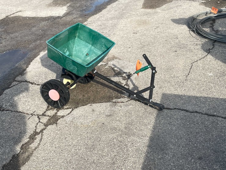 #14024-•-pull-type-lawn-spreader-(o3)-image-7