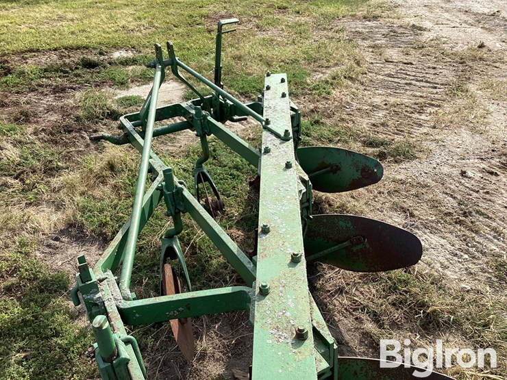 john-deere-3-pt-4-bottom-plow-image-20