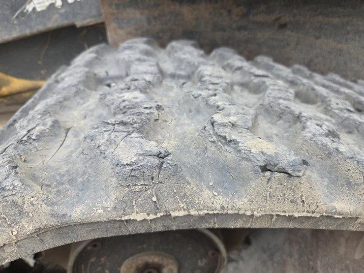 new-holland-lt185b-image-47