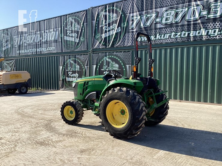 2020-john-deere-4044m-image-2