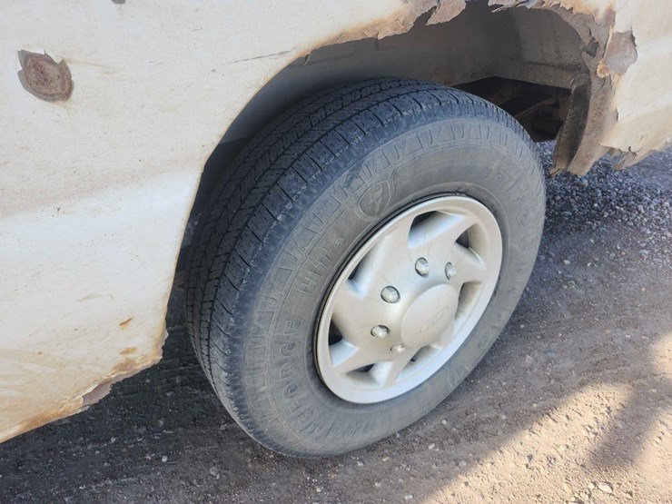 2007-ford-e350-image-25