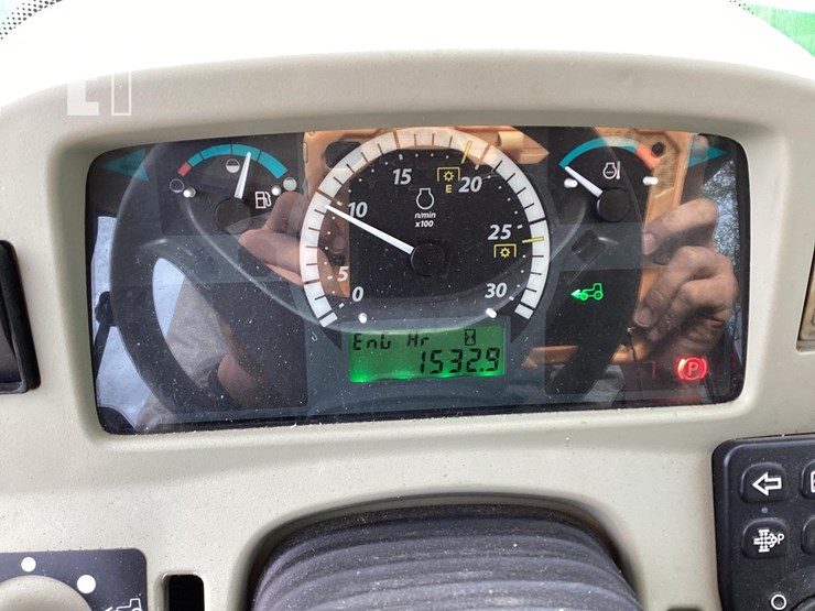 2017-john-deere-4052r-image-15