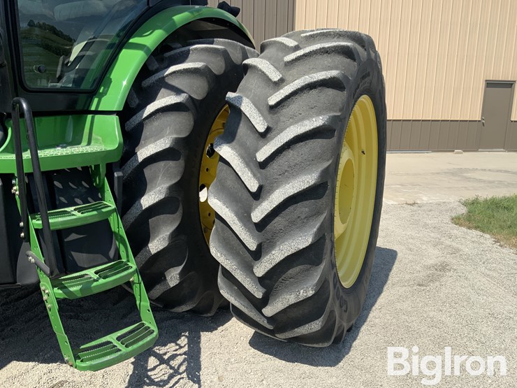 2010-john-deere-8295r-image-19