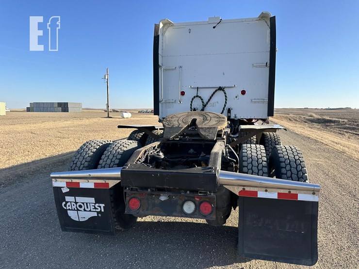 2014-peterbilt-386-image-7