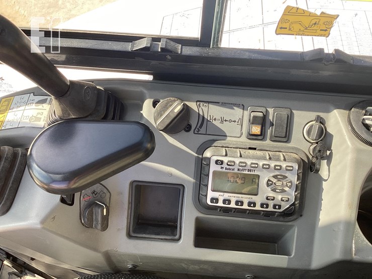 2019-bobcat-e35-image-16