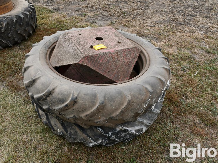 b.f,-goodrich-silvertown-12-38-tires-on-4-bolt-rims-image-1