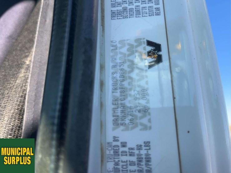 2015-western-star-4700-image-21