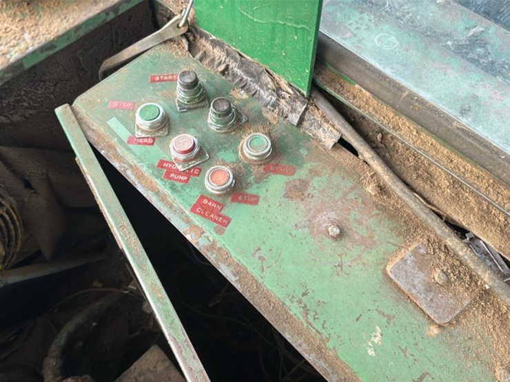 #115-•-debarker-cab-image-11