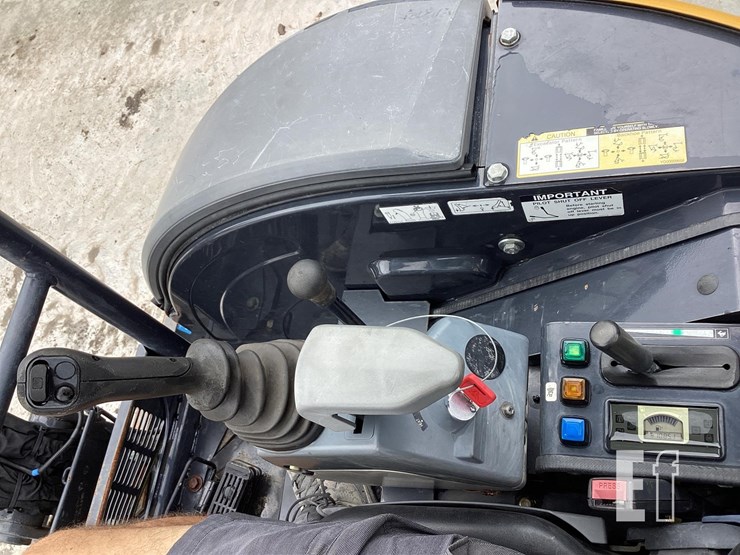 2021-deere-26g-image-18