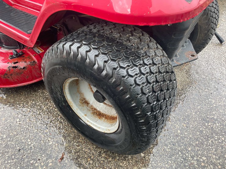 #14063-•-toro-lawn-tractor-(o4)-image-16