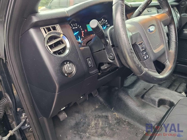 2016-ford-expedition-image-14