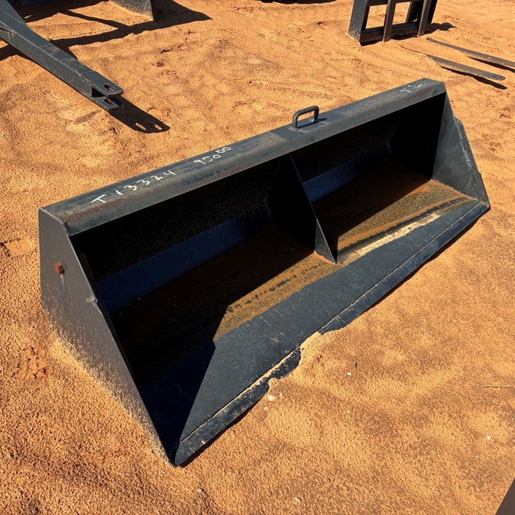 #T13324 • New 7FT Front Bucket