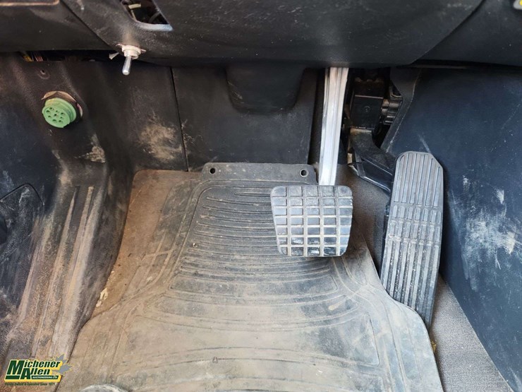 2024-western-star-57x-image-14