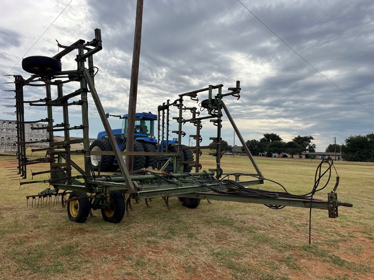 john-deere-1010-image-6