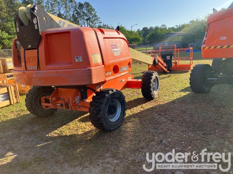 2008-jlg-460sj-image-3