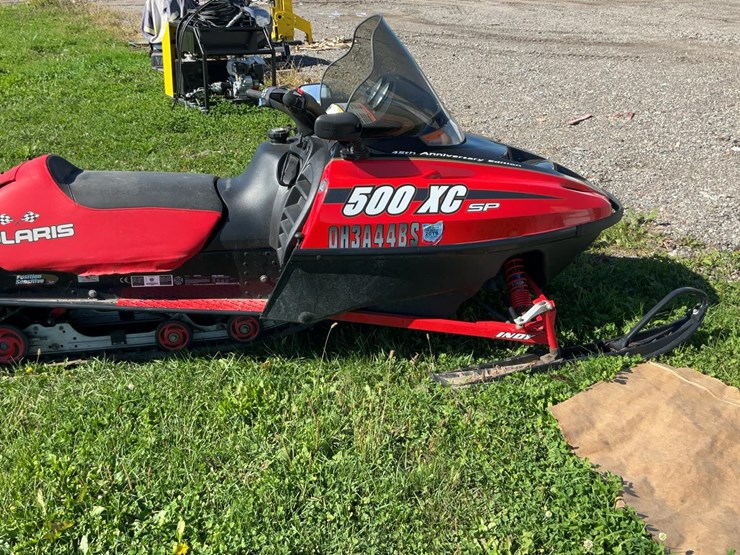 #2350-•-1999-polaris-500-xc-sp-snowmobile-image-2
