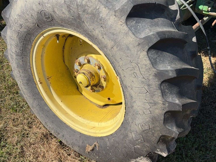 john-deere-8820-image-9