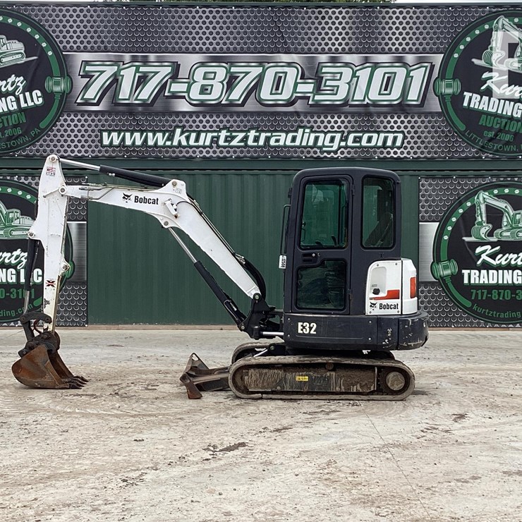 2014 BOBCAT E32
