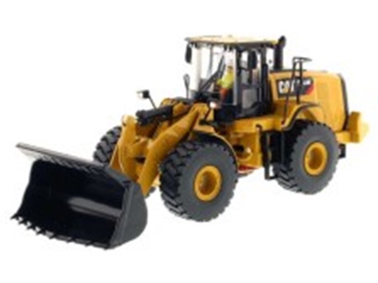 #90a-•-cat-972m-wheel-loader-1:50-scale-replica-die-cast-metal-image-1