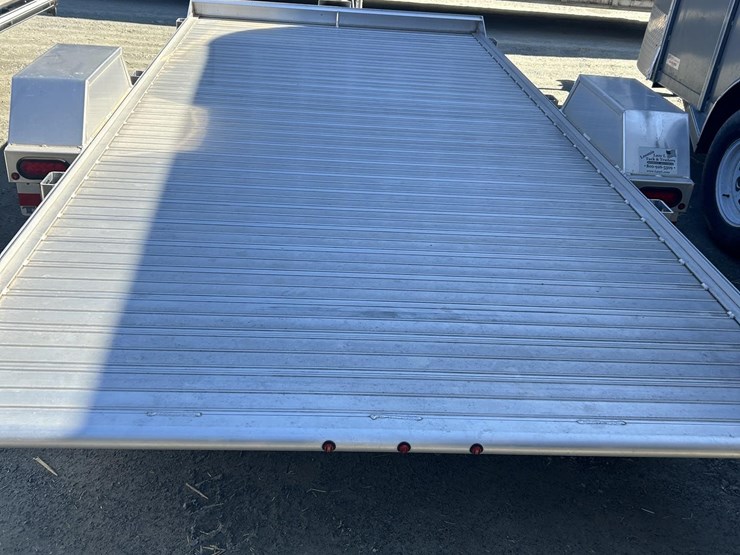 2022-titan-trailer-image-6