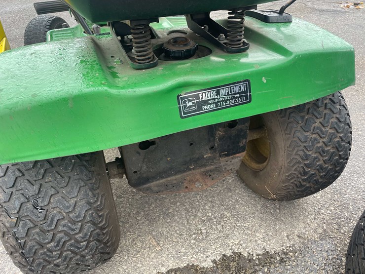 john-deere-180-image-10