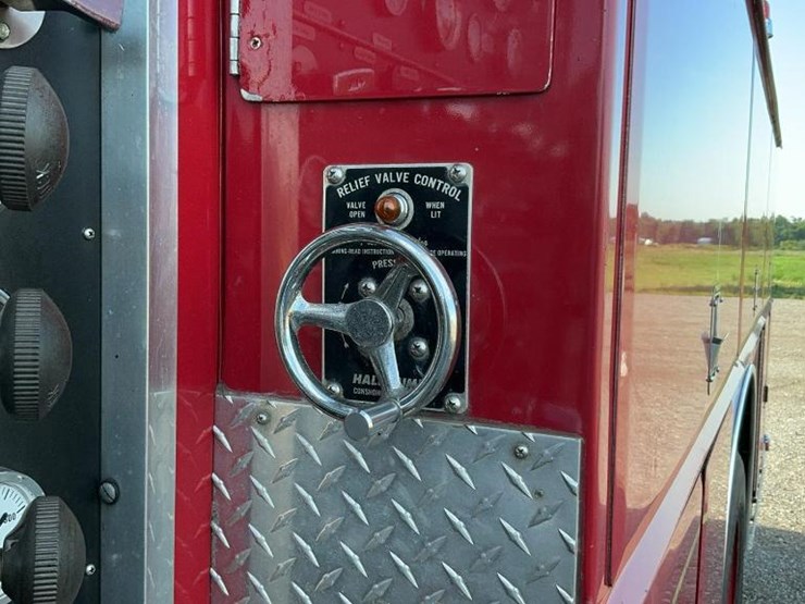 #2000-•-1982-sutphen-deluge-fire-engine-truck-detroit-diesel-6v92ta-image-37