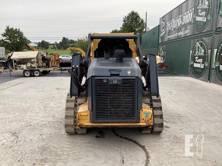 2020-deere-331g-image-3