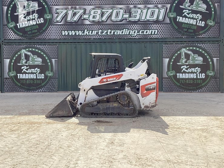 2021-bobcat-t64-image-1