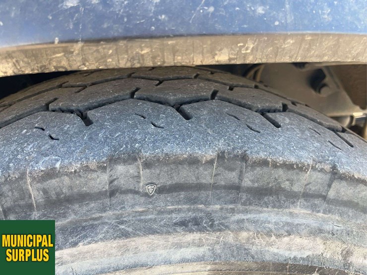 2015-western-star-4700-image-10