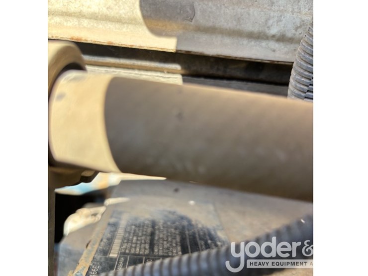 1999-international-4900-image-12