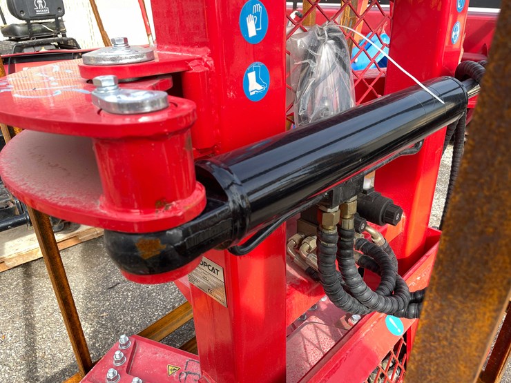 #14008-•-unused-agt-skid-steer-tree-shear-(o12)-image-9