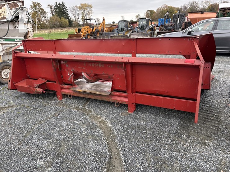 international-844-image-5