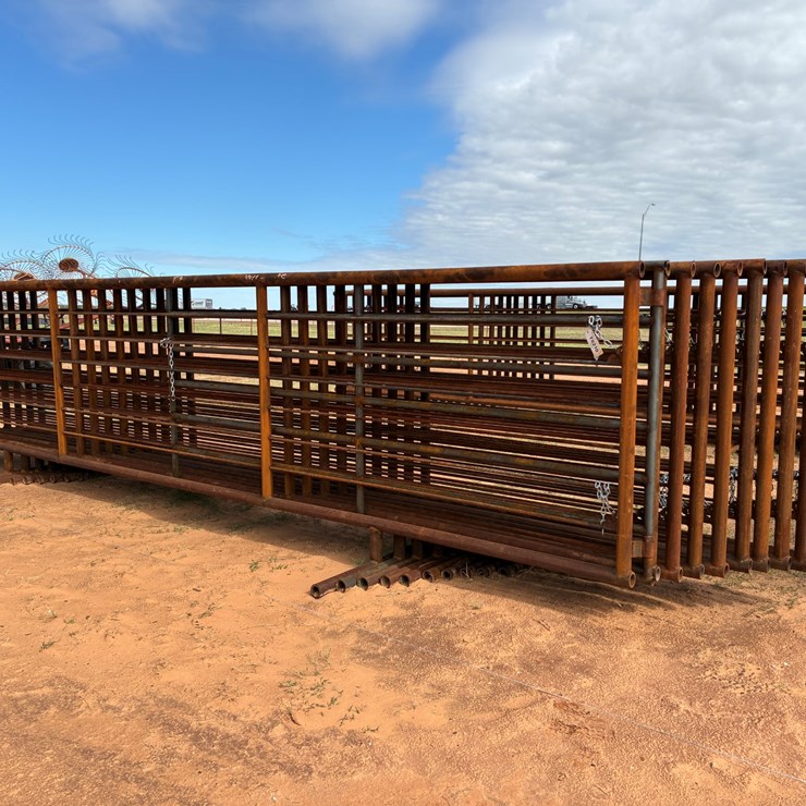 #T8210 • (10) Cattle Panels