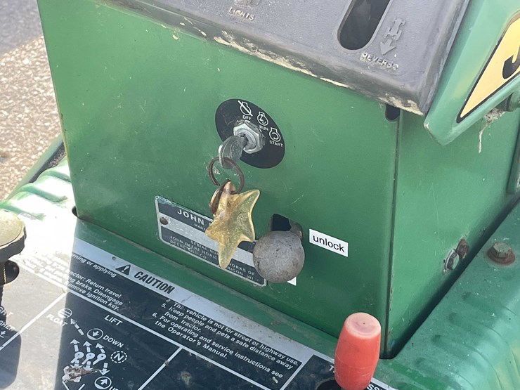 john-deere-400-image-30