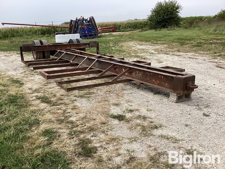 homemade-round-bale-hay-trailer-image-3