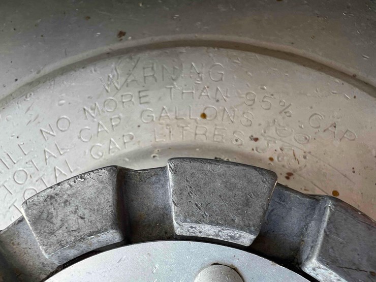 1996-peterbilt-378-image-34