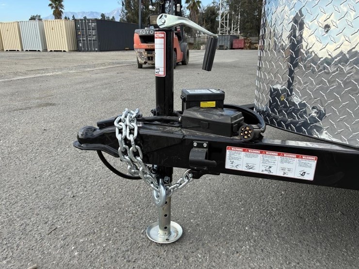 2026-southland-lcht35-716v-86-enclosed-trailer-image-8