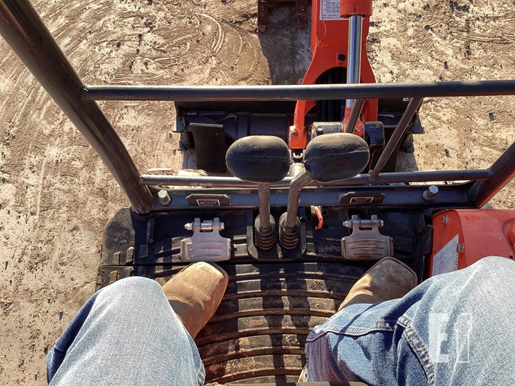 2018-kubota-u17-image-17