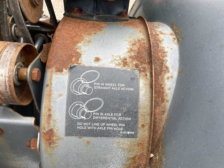 #14029-•-(2)-yard-machines-snow-blowers-(o4)-image-26